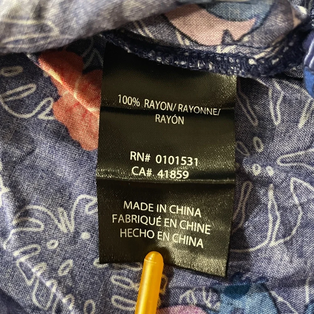 Boxlunch Stitch Hawaiian Shirt - Picture 5 of 6